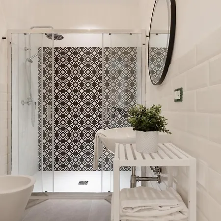 Timeless 2-bedrooms Flat