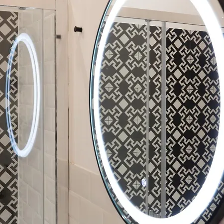 Timeless 2-bedrooms Flat Lejlighed