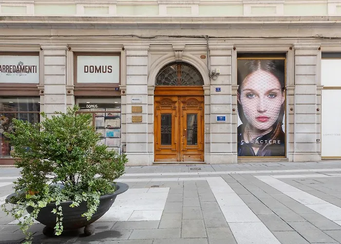 Apartamento Timeless 2-bedrooms Flat Trieste