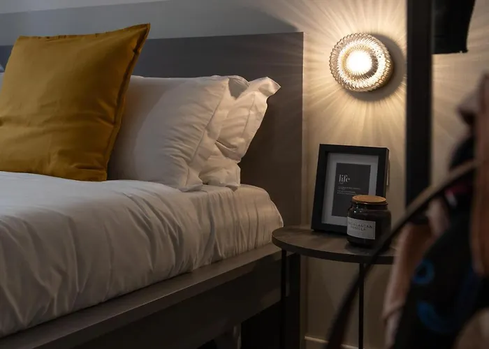 Timeless 2-bedrooms Flat Trieste